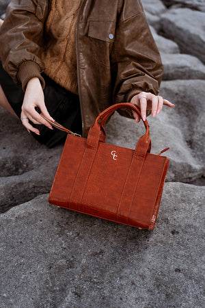 Medium Tote - Tan Croc Detail